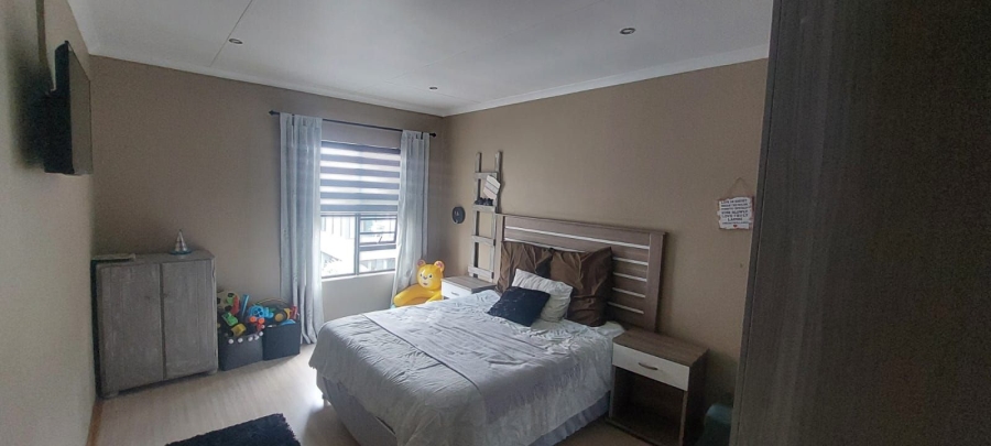 3 Bedroom Property for Sale in Parkrand Gauteng