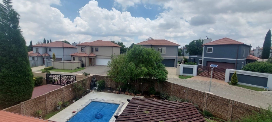 3 Bedroom Property for Sale in Parkrand Gauteng