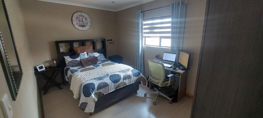 3 Bedroom Property for Sale in Parkrand Gauteng