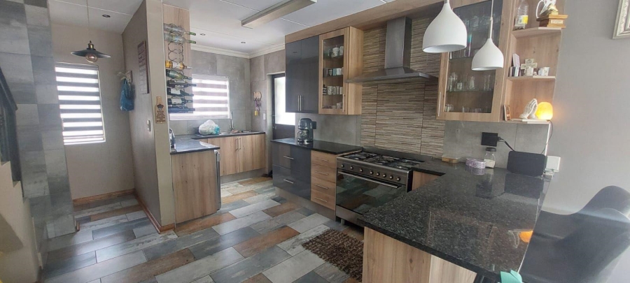 3 Bedroom Property for Sale in Parkrand Gauteng