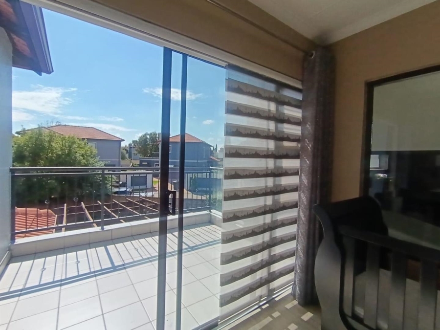 3 Bedroom Property for Sale in Parkrand Gauteng