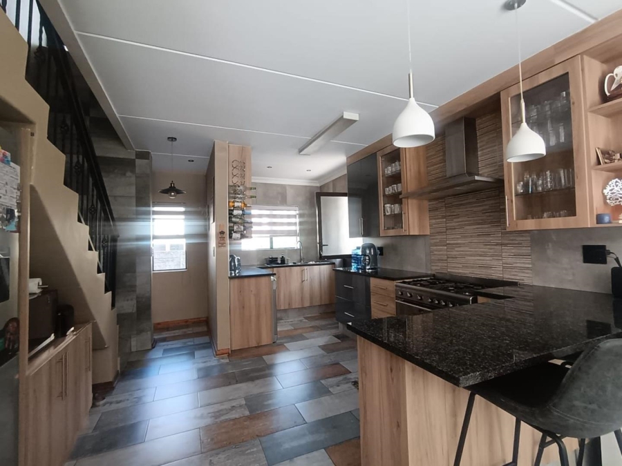 3 Bedroom Property for Sale in Parkrand Gauteng