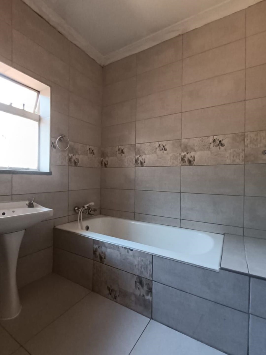 3 Bedroom Property for Sale in Tedstoneville Gauteng