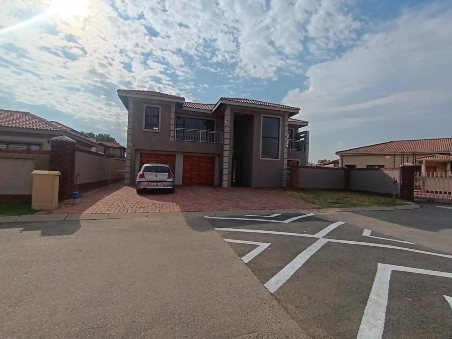 4 Bedroom Property for Sale in Comet Gauteng