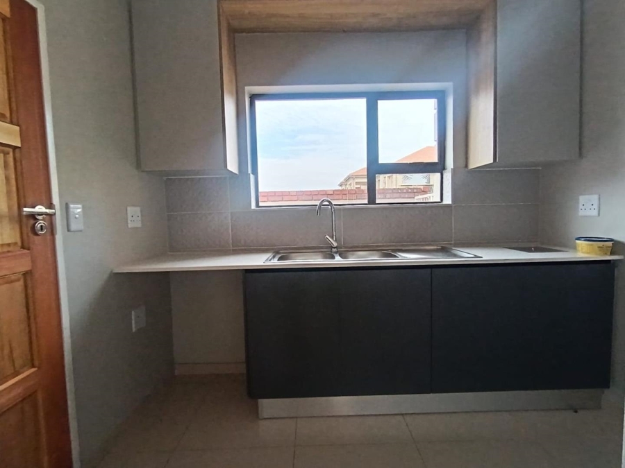 4 Bedroom Property for Sale in Comet Gauteng