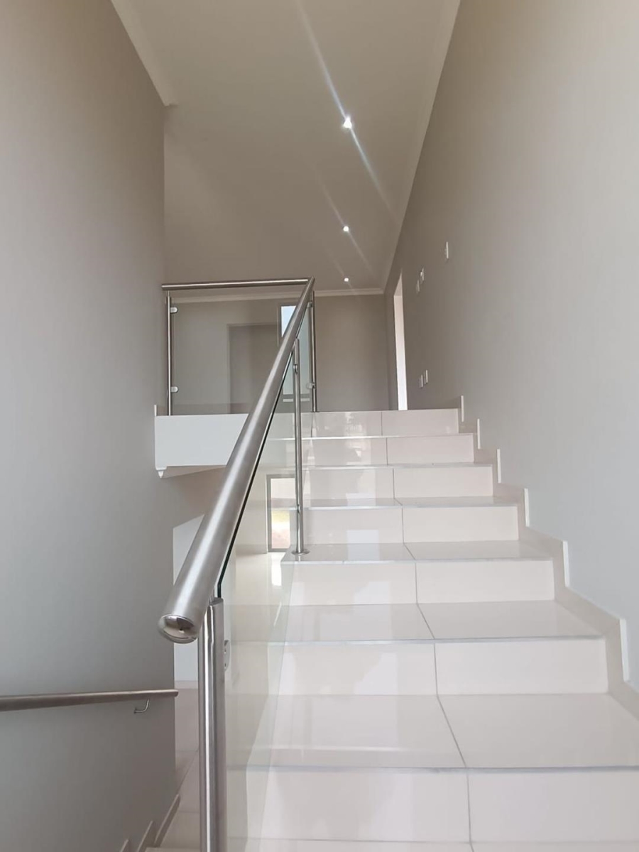 4 Bedroom Property for Sale in Comet Gauteng