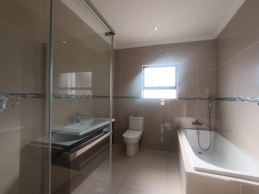 4 Bedroom Property for Sale in Comet Gauteng