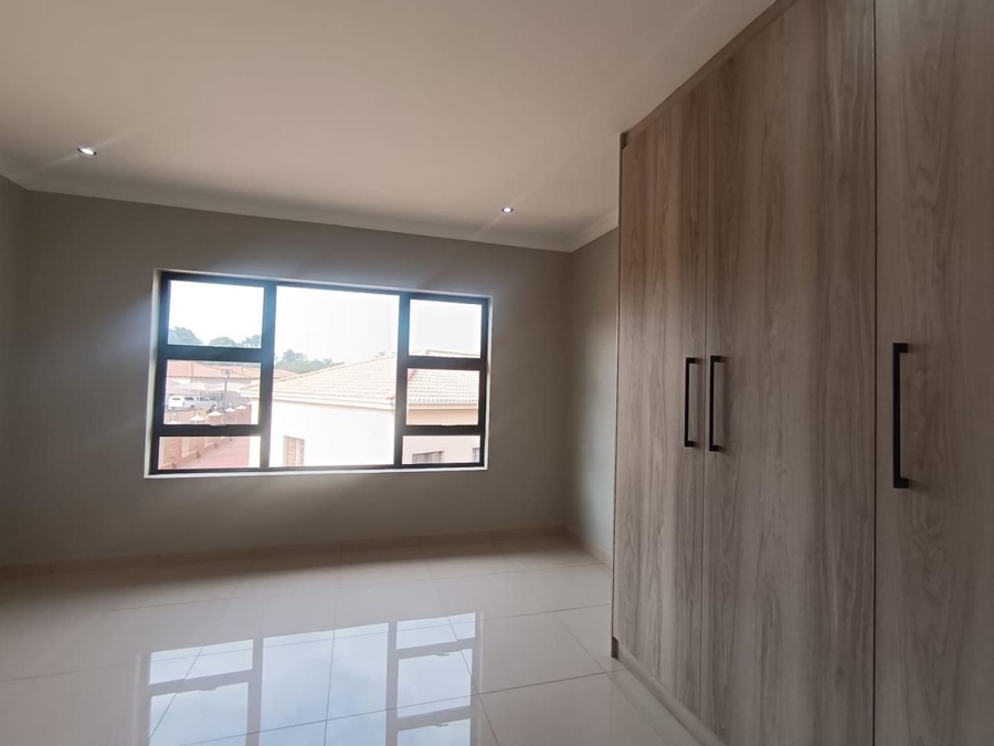 4 Bedroom Property for Sale in Comet Gauteng
