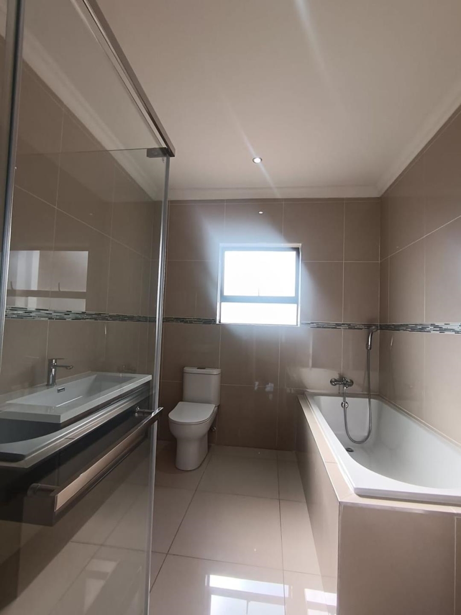 4 Bedroom Property for Sale in Comet Gauteng