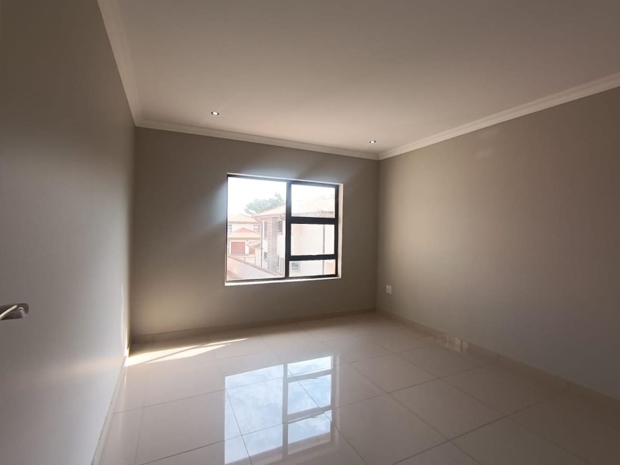 4 Bedroom Property for Sale in Comet Gauteng
