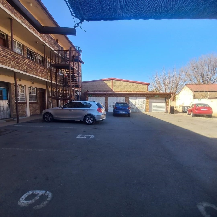 2 Bedroom Property for Sale in Germiston South Gauteng