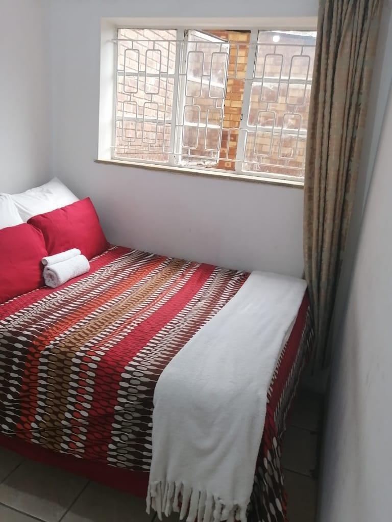 2 Bedroom Property for Sale in Germiston South Gauteng