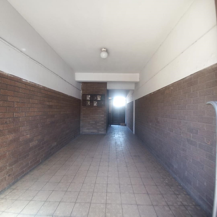 2 Bedroom Property for Sale in Germiston South Gauteng
