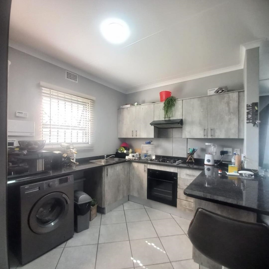 3 Bedroom Property for Sale in Norton Park Gauteng