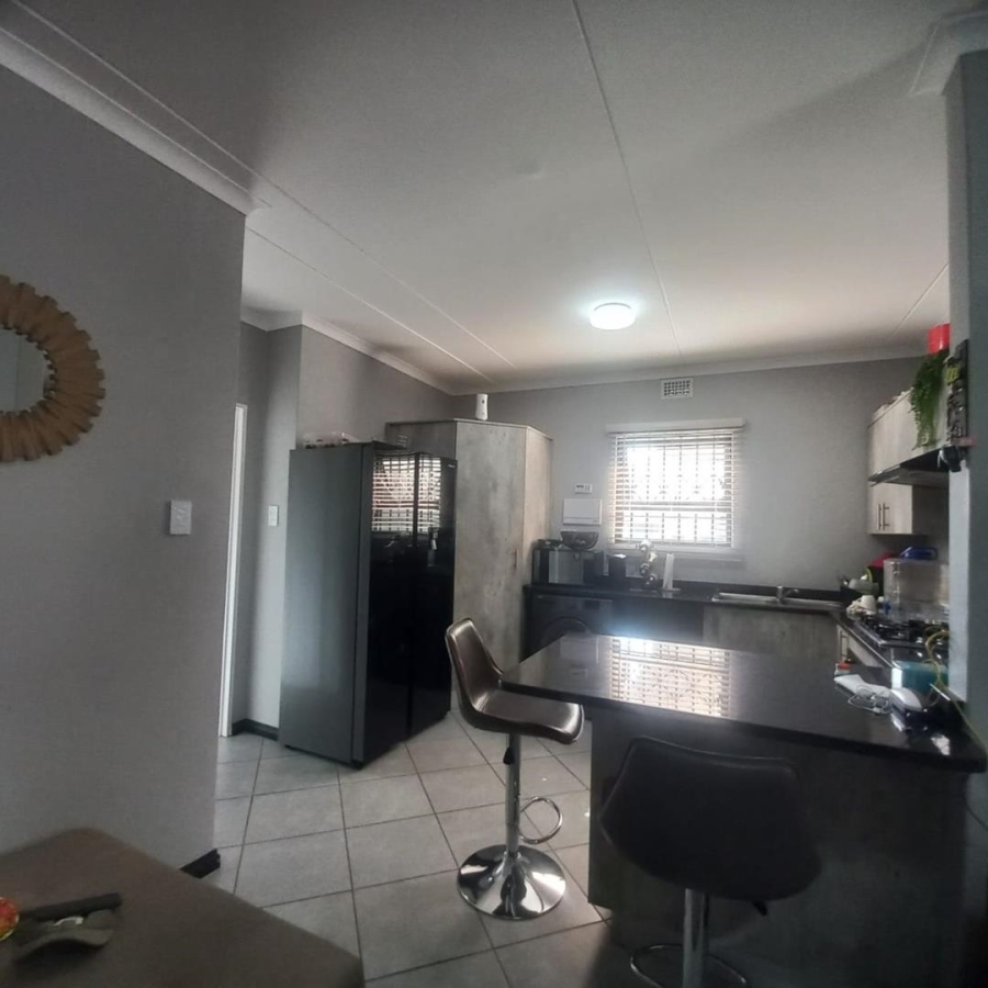 3 Bedroom Property for Sale in Norton Park Gauteng
