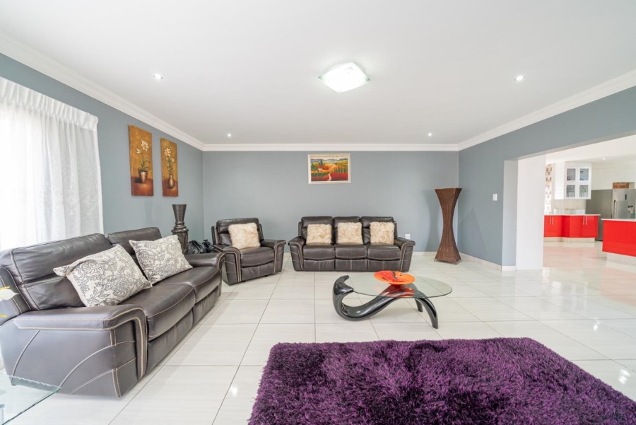 5 Bedroom Property for Sale in Parkrand Gauteng