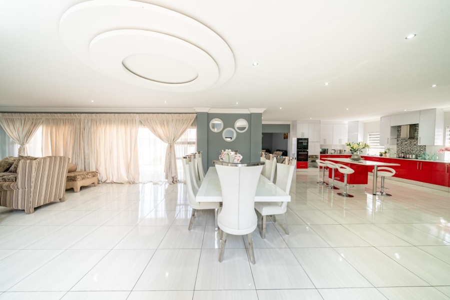 5 Bedroom Property for Sale in Parkrand Gauteng