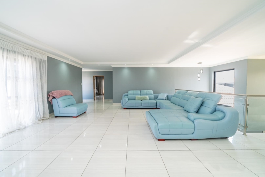 5 Bedroom Property for Sale in Parkrand Gauteng