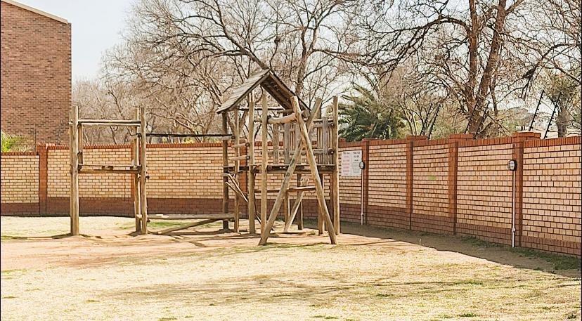 2 Bedroom Property for Sale in Comet Gauteng