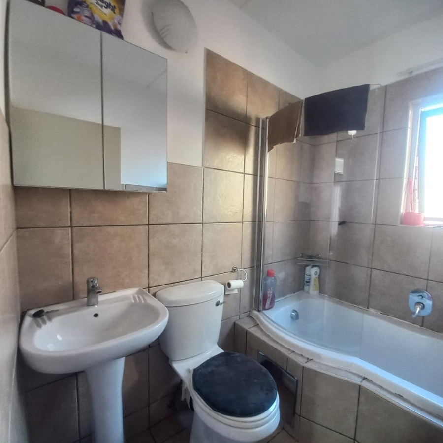 2 Bedroom Property for Sale in Castleview Gauteng