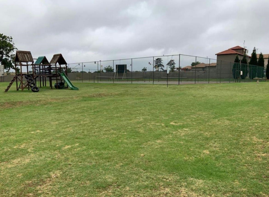 1 Bedroom Property for Sale in Parkrand Gauteng