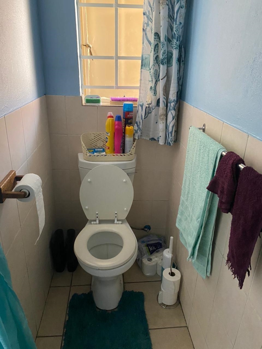 1 Bedroom Property for Sale in Elspark Gauteng