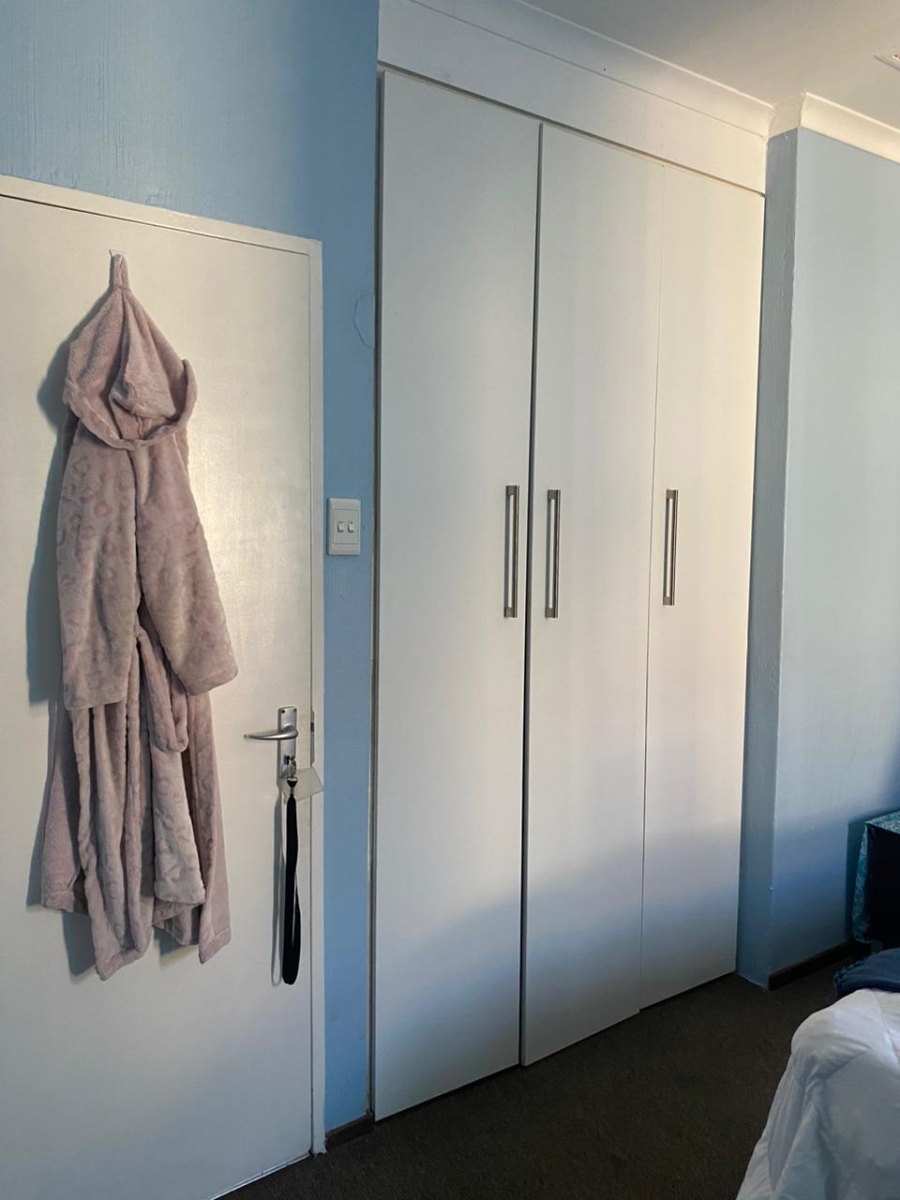 1 Bedroom Property for Sale in Elspark Gauteng