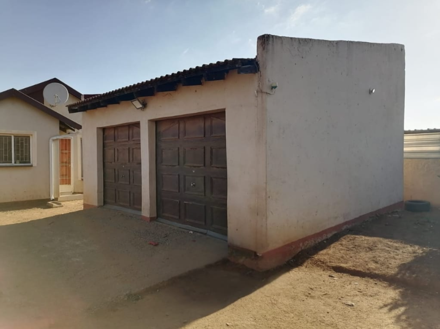 2 Bedroom Property for Sale in Lakeside Gauteng