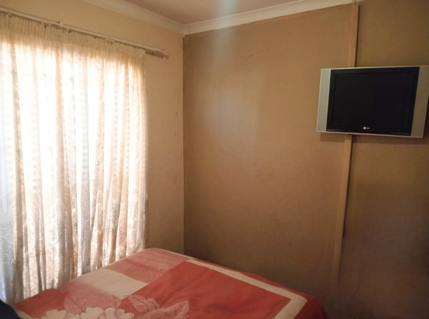 2 Bedroom Property for Sale in Lakeside Gauteng
