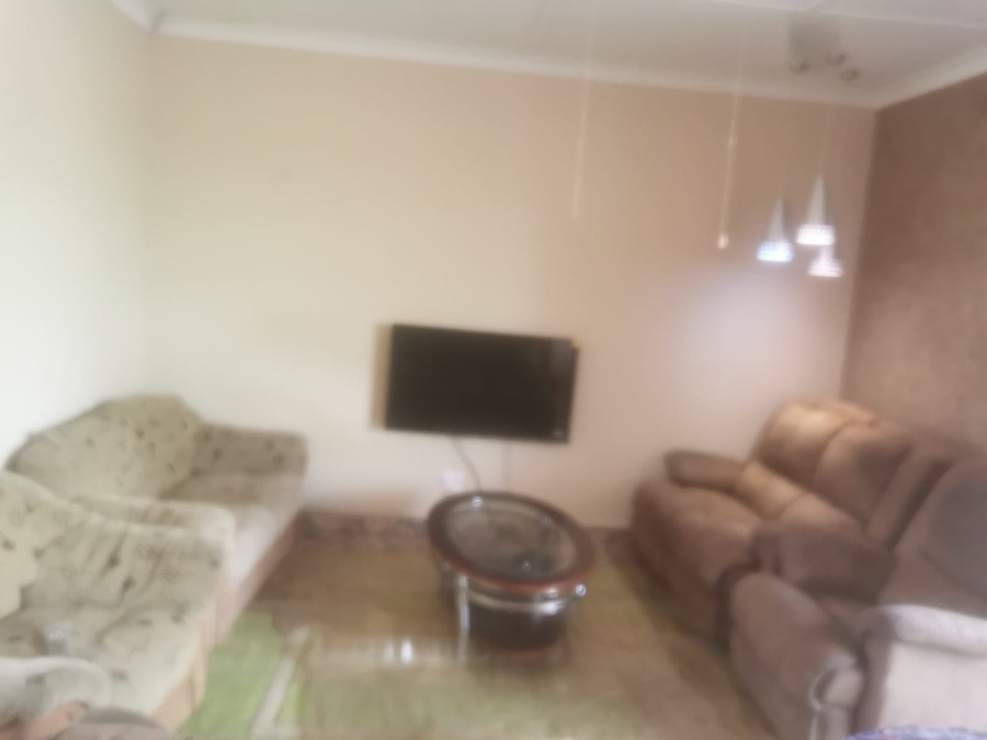 2 Bedroom Property for Sale in Carletonville Central Gauteng