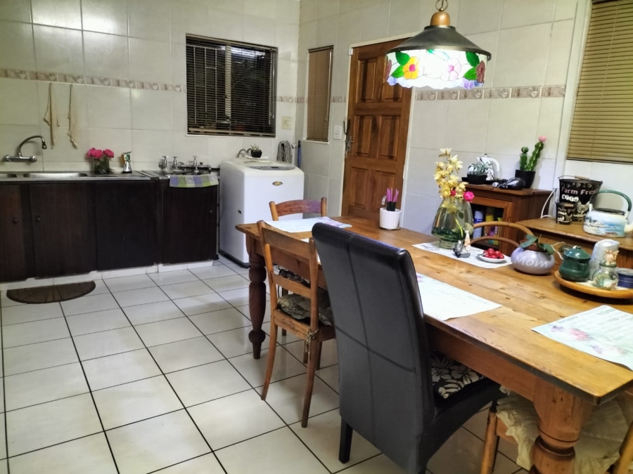 5 Bedroom Property for Sale in Sunair Park Gauteng