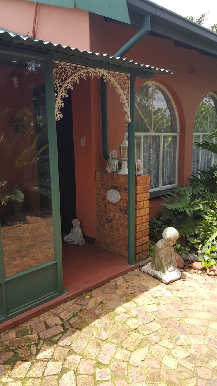 5 Bedroom Property for Sale in Sunair Park Gauteng
