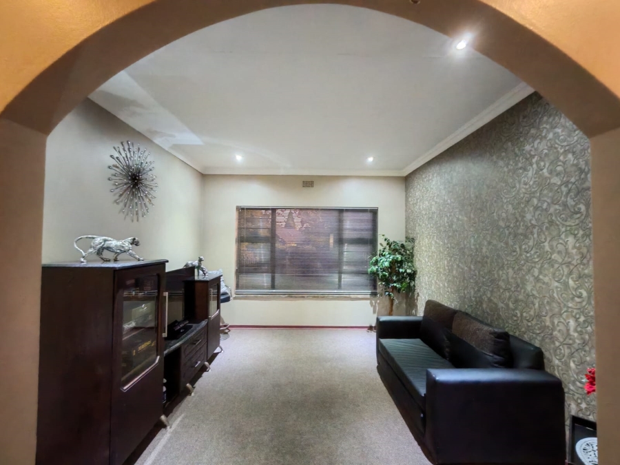 4 Bedroom Property for Sale in Three Rivers East Gauteng