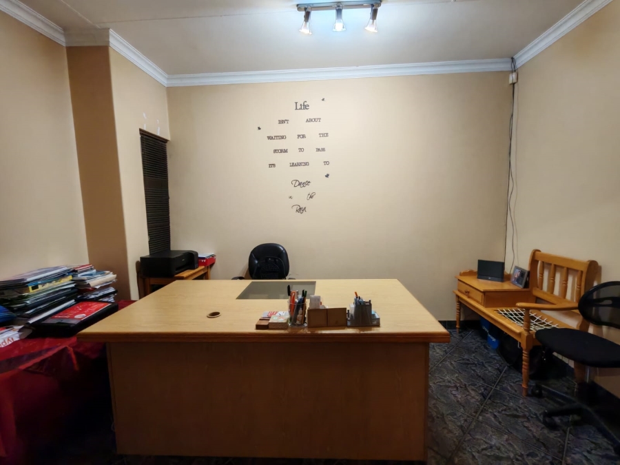 4 Bedroom Property for Sale in Three Rivers East Gauteng