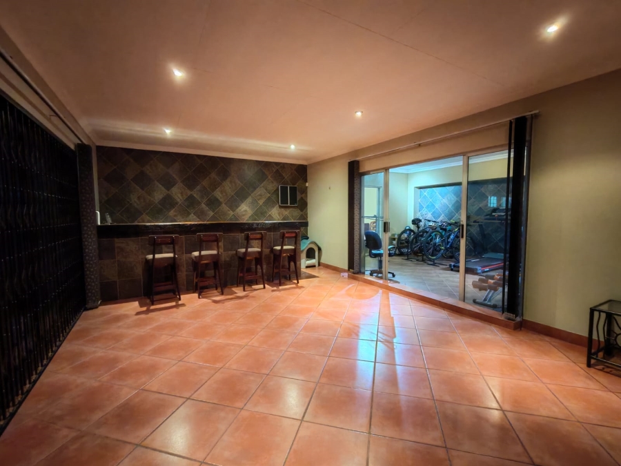 4 Bedroom Property for Sale in Three Rivers East Gauteng