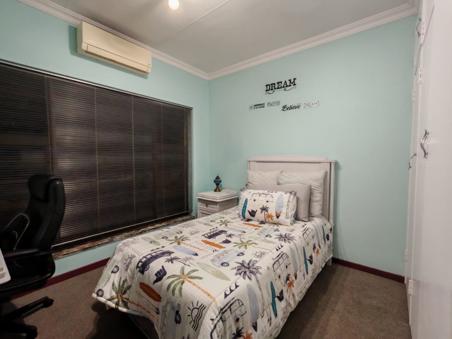 4 Bedroom Property for Sale in Three Rivers East Gauteng