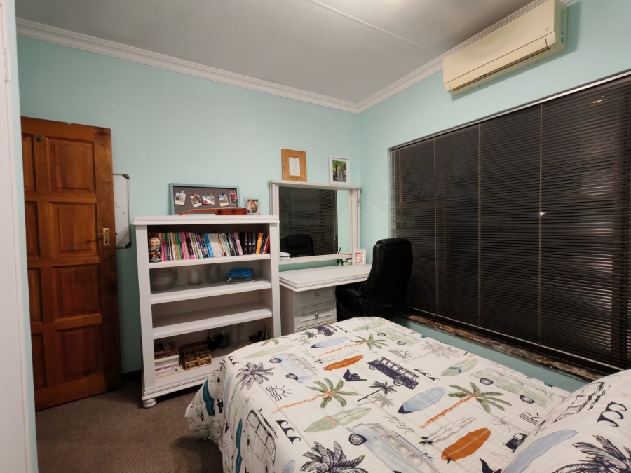 4 Bedroom Property for Sale in Three Rivers East Gauteng