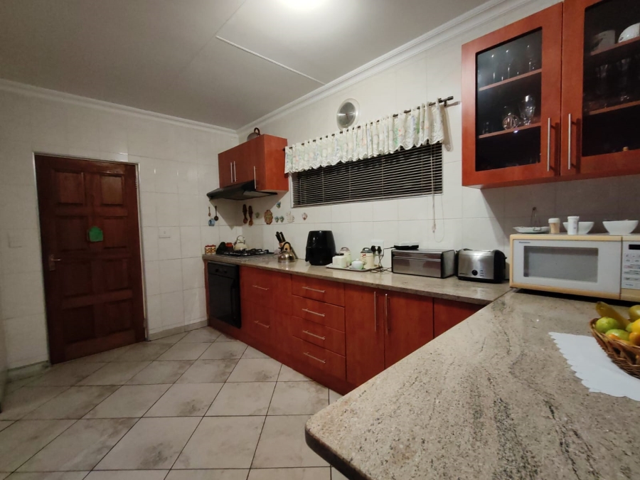 4 Bedroom Property for Sale in Three Rivers East Gauteng