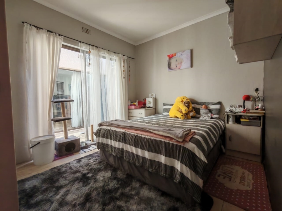 5 Bedroom Property for Sale in Three Rivers East Gauteng