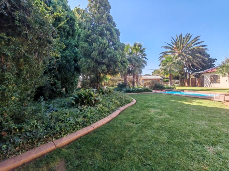 5 Bedroom Property for Sale in Three Rivers East Gauteng