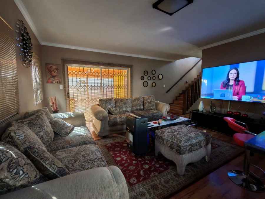 4 Bedroom Property for Sale in Risiville Gauteng