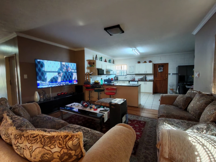 4 Bedroom Property for Sale in Risiville Gauteng