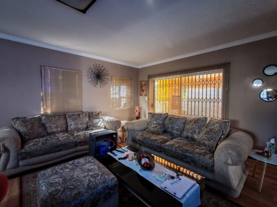 4 Bedroom Property for Sale in Risiville Gauteng