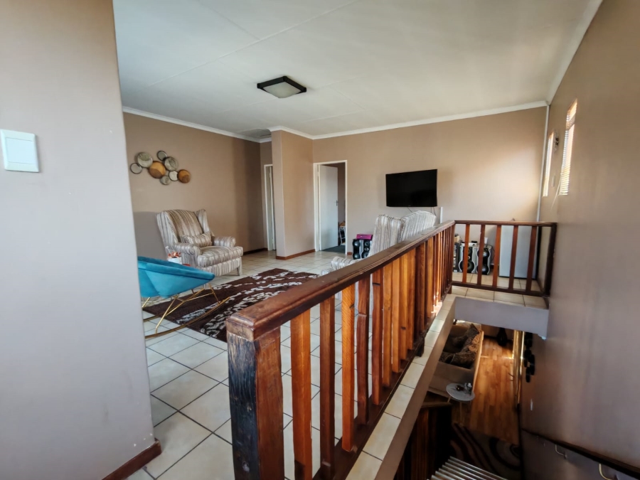 4 Bedroom Property for Sale in Risiville Gauteng