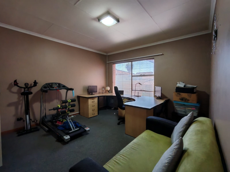 4 Bedroom Property for Sale in Risiville Gauteng