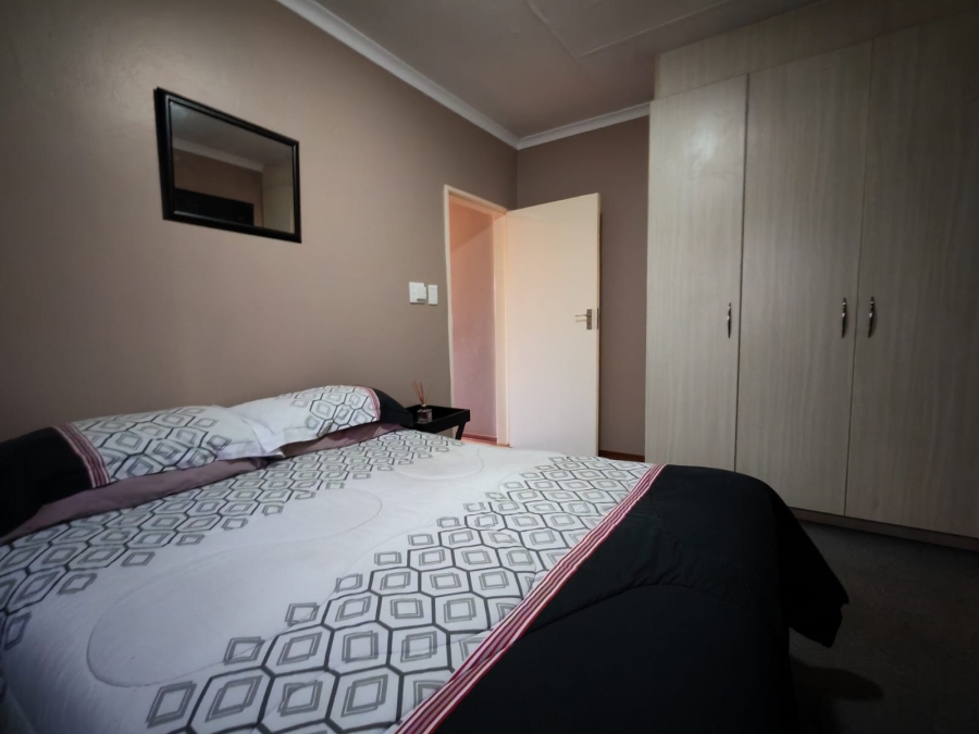 4 Bedroom Property for Sale in Risiville Gauteng