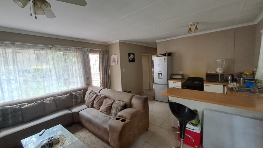 3 Bedroom Property for Sale in Country View Gauteng
