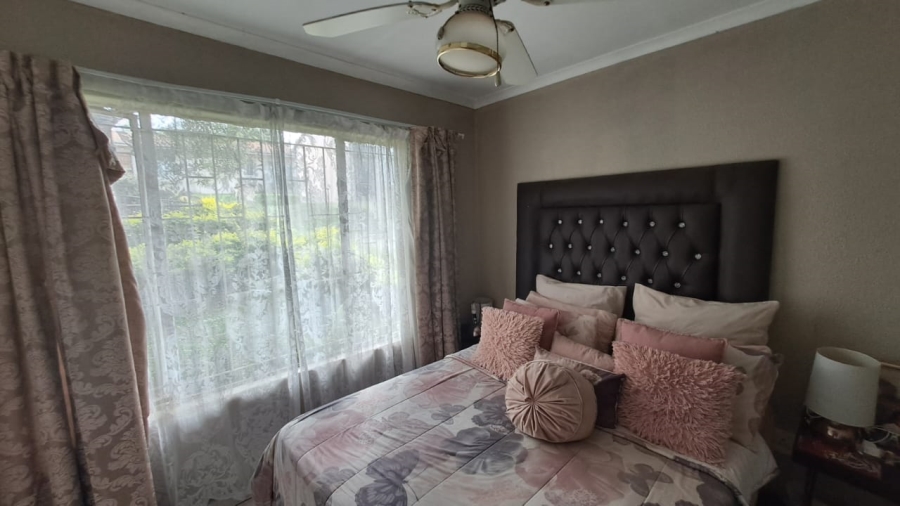 3 Bedroom Property for Sale in Country View Gauteng