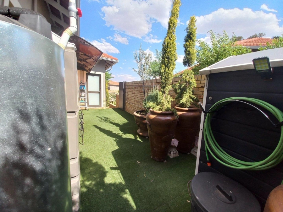 2 Bedroom Property for Sale in Jordaan Park Gauteng
