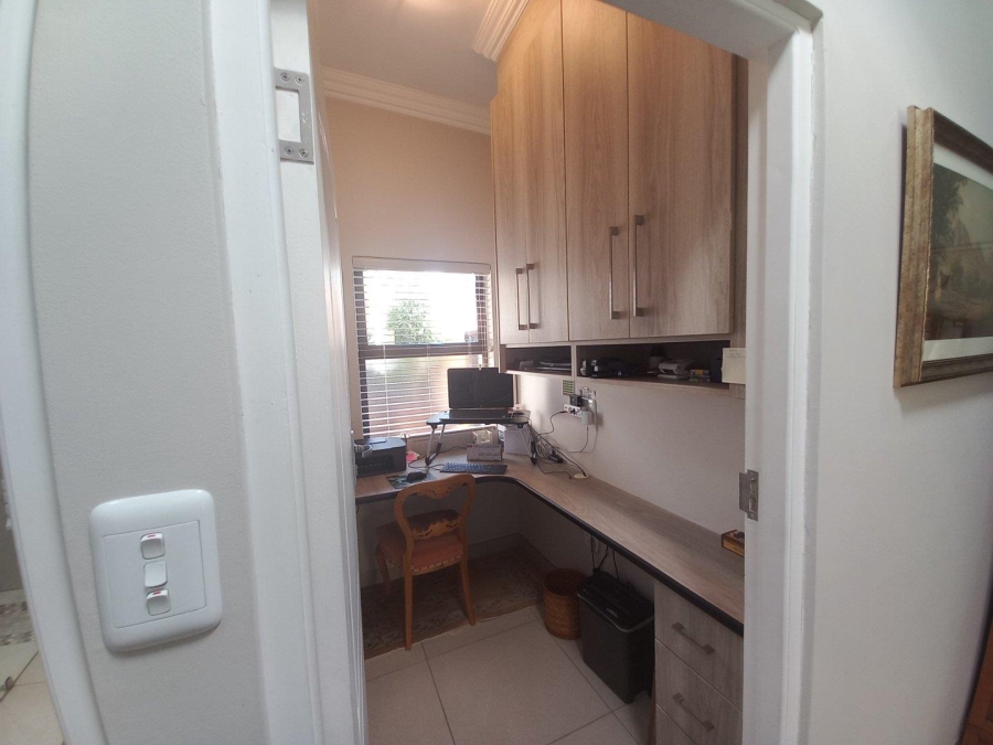 2 Bedroom Property for Sale in Jordaan Park Gauteng